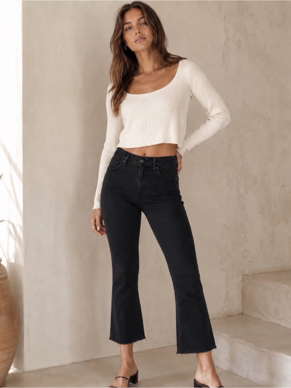 Old Navy Women's Black Cropped Flare Jeans